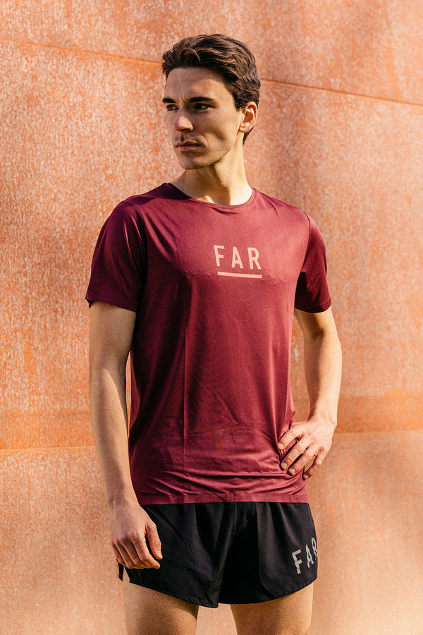 Performance Ultralight Tee Burgundy - FAR RUNNING
