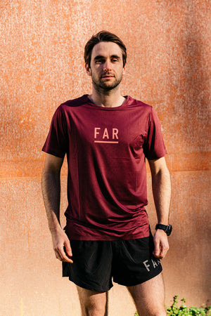 Performance Ultralight Tee Burgundy - FAR RUNNING